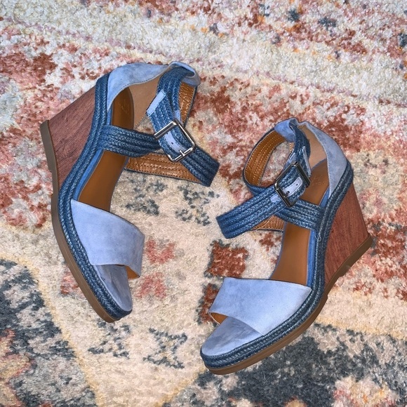 HALSTON Blue Suede Espadrille Wedge Heels Double Ankle Straps Size 8.5 Like NEW - Picture 1 of 11